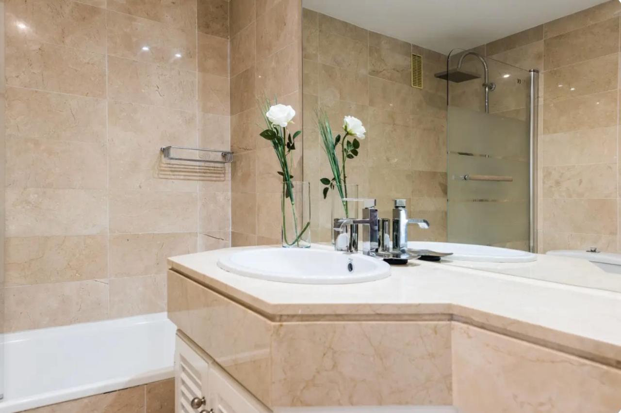 Apartamento Charming 2 Bedroom Trocadero Arena Area *